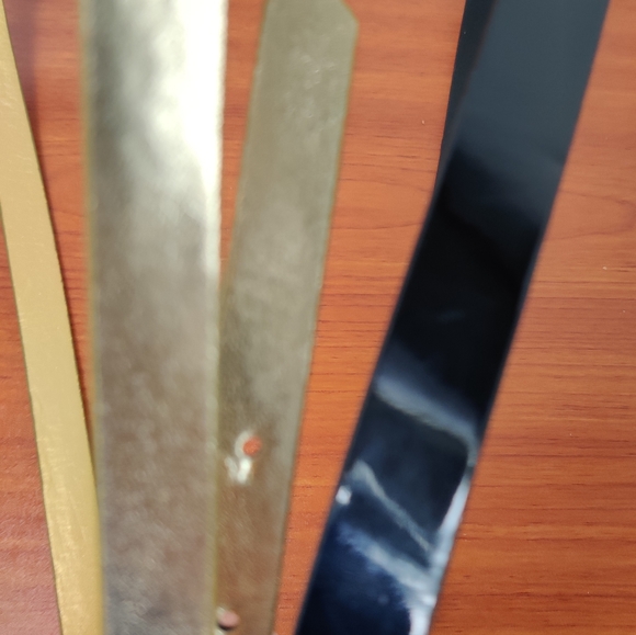 Thin set 2 belts gold & Black thin Patten leather - Picture 6 of 7